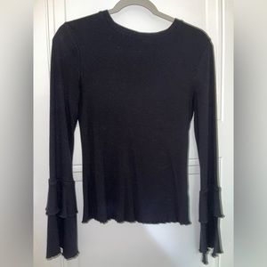 Flowy long sleeve shirt.